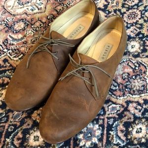 Nisolo Oliver Oxford  (no longer produced)